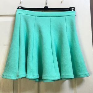 Cute Skirt-NWT